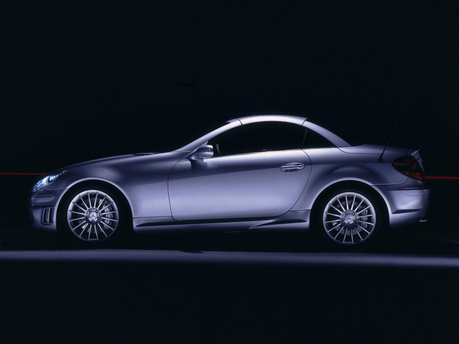  Mercedes-Benz SLK55 AMG 2004 года  (фото 25 из 30)